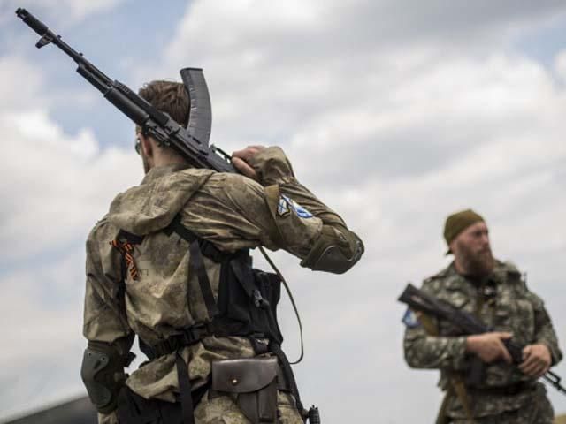 Донецькі терористи активізували процес видачі російських паспортів 
