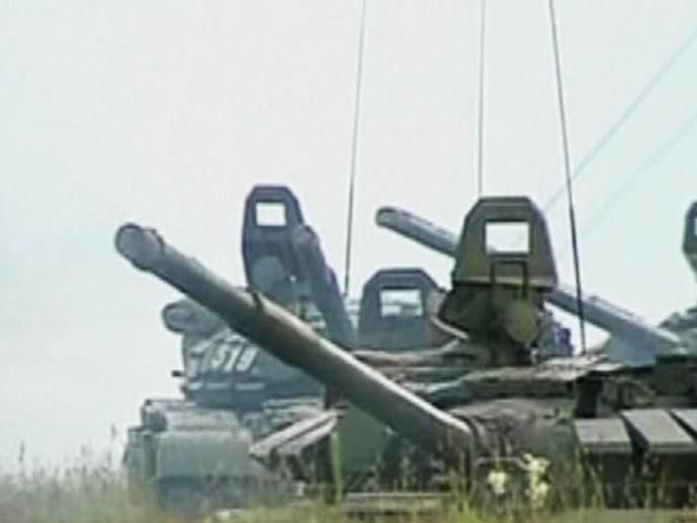 В России хотят за 5 лет построить 5 тысяч единиц новой бронетехники В России хотят за 5 лет построить 5 тысяч единиц новой бронетехники