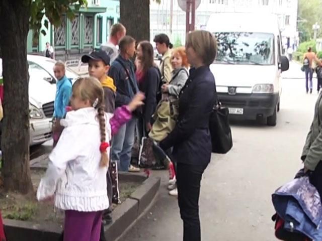 Первые 17 детей участников АТО поехали на оздоровление в Польшу