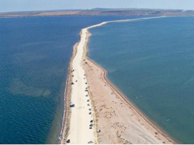 Кабмін розірвав договір з РФ про будівництво мосту через Керченську протоку Кабмін розірвав договір з РФ про будівництво мосту через Керченську протоку