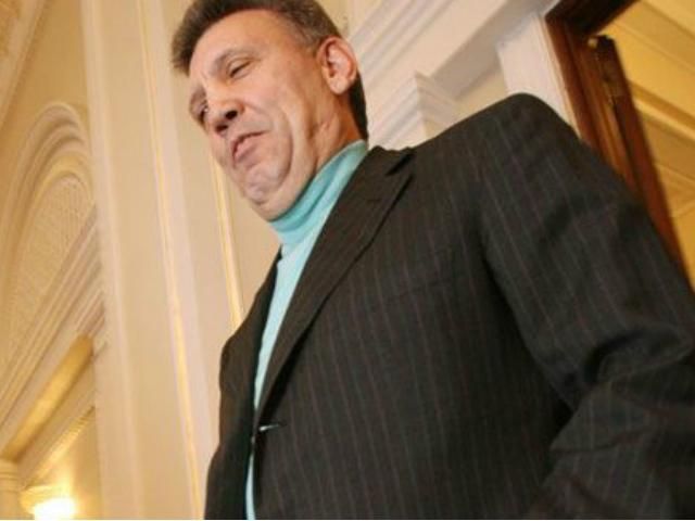 Кивалов отрицает, что будет представлять закон о люстрации Венецианской комиссии Кивалов отрицает, что будет представлять закон о люстрации Венецианской комиссии