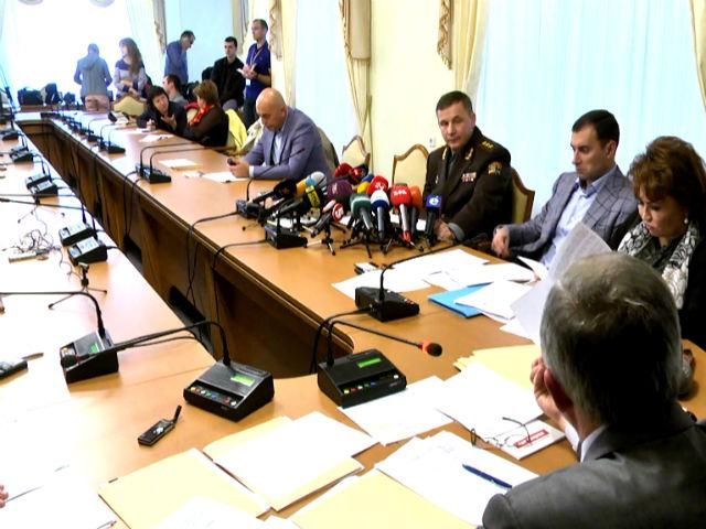 В Міноборони вважають, що саме Іловайський котел "зупинив Путіна" В Міноборони вважають, що саме Іловайський котел "зупинив Путіна"