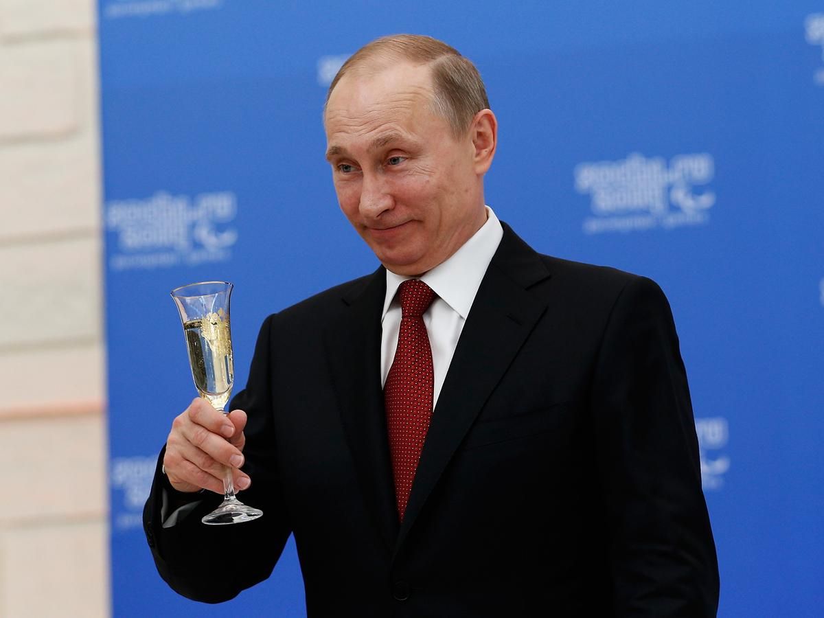 Путін вкотре наголосив на "важливості суворого дотримання мінських домовленостей"