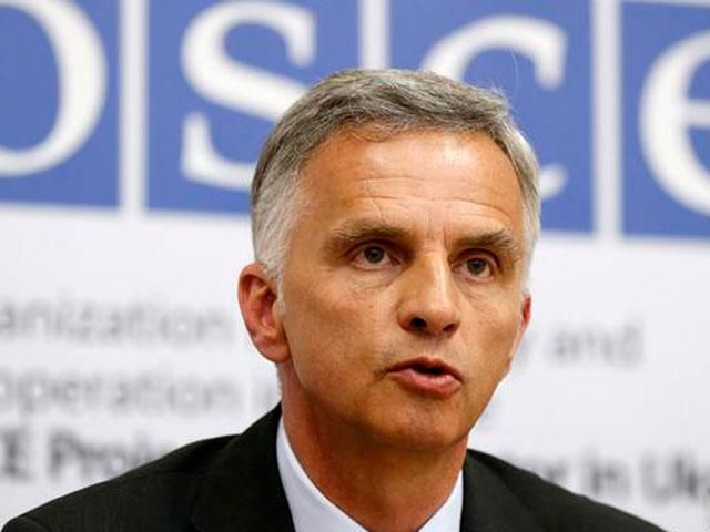 Голова ОБСЄ закликав терористів та силовиків припинити вогонь на Донбасі Голова ОБСЄ закликав терористів та силовиків припинити вогонь на Донбасі