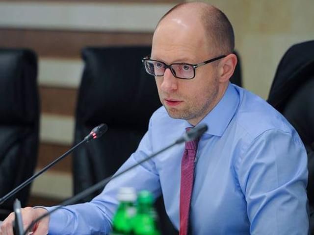 Сегодня Яценюк проверит уровень подготовки ВСУ к зиме Сегодня Яценюк проверит уровень подготовки ВСУ к зиме