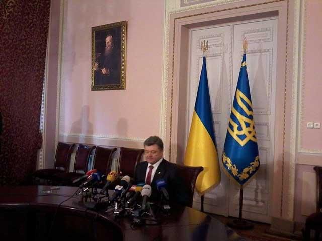 Надеюсь на отмену депутатского иммунитета, — Порошенко Надеюсь на отмену депутатского иммунитета, — Порошенко