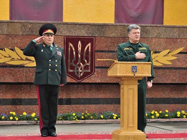 Порошенко сомневается в необходимости четвертой волны мобилизации Порошенко сомневается в необходимости четвертой волны мобилизации