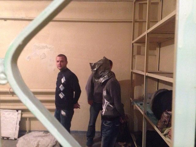 "Азов" и СБУ задержали шпиона в Нацгвардии "Азов" и СБУ задержали шпиона в Нацгвардии