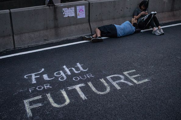 Влада Гонконгу висунула протестувальникам ультиматум (Фото)