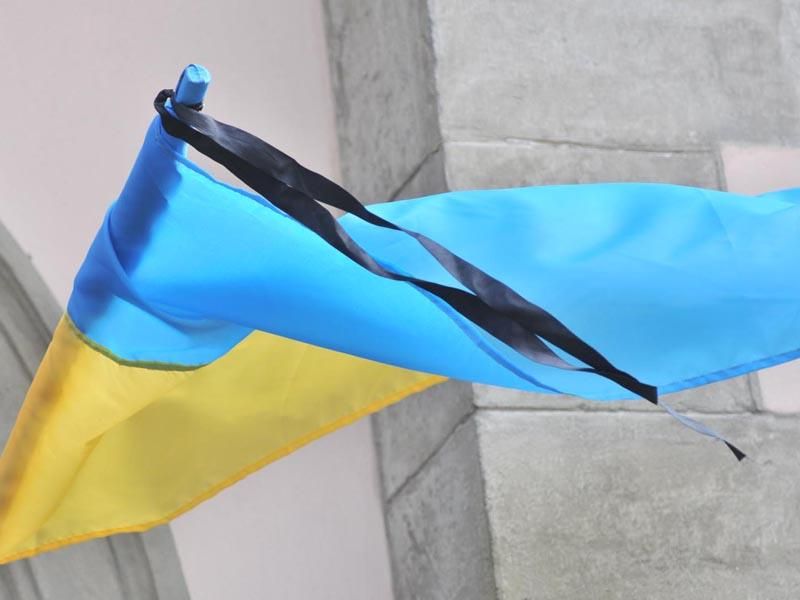 За минулу добу загинуло 2 військових, 6 поранено, — РНБО За минулу добу загинуло 2 військових, 6 поранено, — РНБО