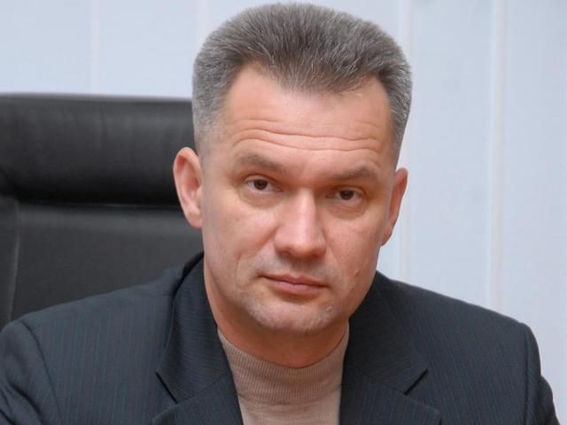 Покровитель луганских "титушек" идет в депутаты (Фото) Покровитель луганских "титушек" идет в депутаты (Фото)