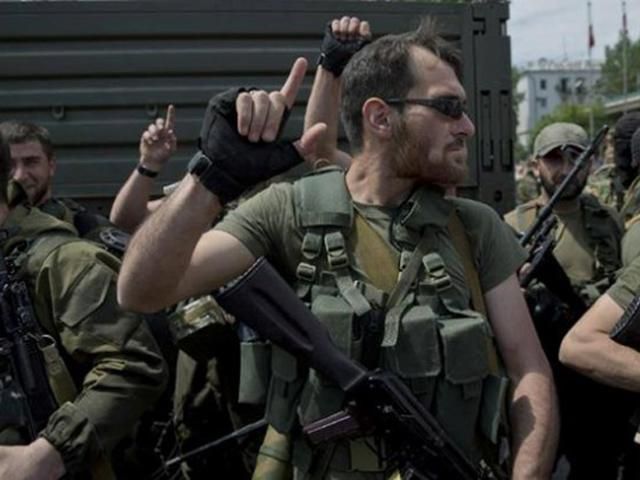 В Луганске "кадыровцы" вытеснили местных боевиков из здания СБУ, — источник