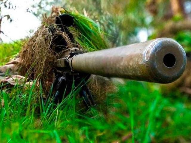 У районі Старогнатівки діють снайпери бойовиків, — штаб АТО У районі Старогнатівки діють снайпери бойовиків, — штаб АТО