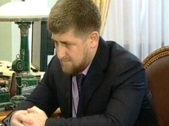 Кадиров пообіцяв знищити всіх причетних до теракту в Грозному Кадиров пообіцяв знищити всіх причетних до теракту в Грозному