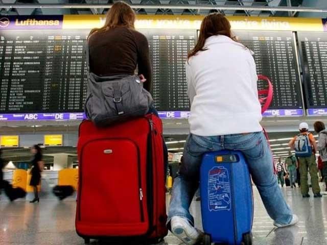 Росіяни перестали їздити за кордон, бо бояться русофобських настроїв Росіяни перестали їздити за кордон, бо бояться русофобських настроїв