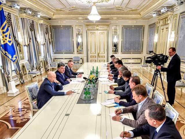 Завтра Рада должна проголосовать за антикоррупционный пакет законов, — Порошенко Завтра Рада должна проголосовать за антикоррупционный пакет законов, — Порошенко