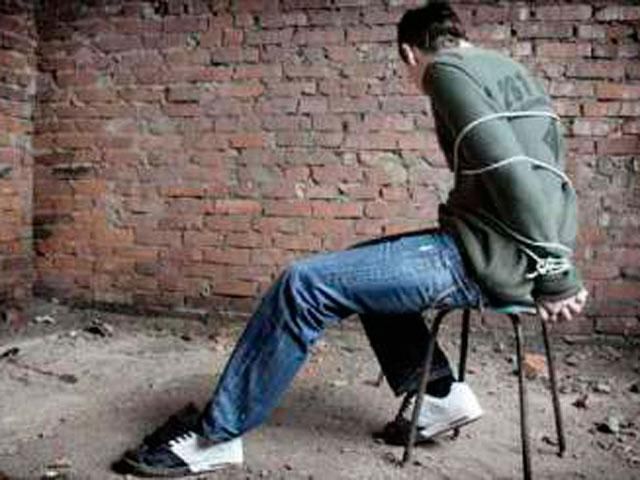 У полоні терористів – понад 600 українців, - Порошенко У полоні терористів – понад 600 українців, - Порошенко