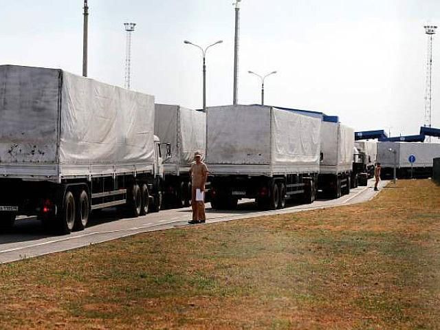 Грузовики третьего российского "гумконвоя" покинули Украину Грузовики третьего российского "гумконвоя" покинули Украину