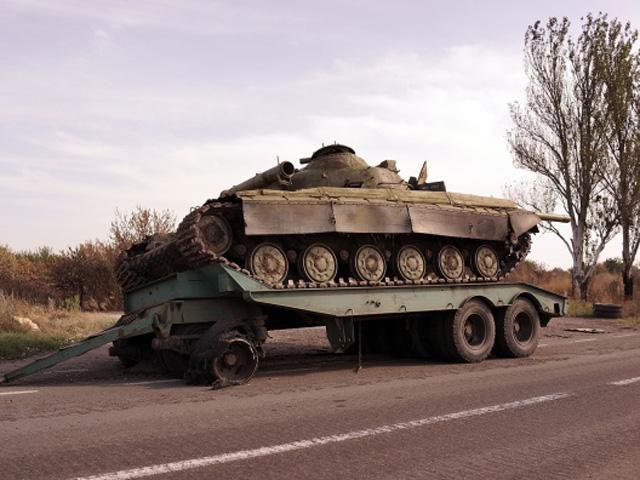 У Сніжному бойовики створили ремонтну базу для пошкодженої техніки, — Тимчук