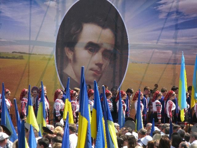 Сьогодні стартує мовно-літературний конкурс імені Тараса Шевченка Сьогодні стартує мовно-літературний конкурс імені Тараса Шевченка