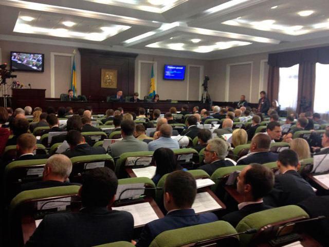 Київрада виплатить киянам-учасникам АТО по 2,5 тисячі гривень Київрада виплатить киянам-учасникам АТО по 2,5 тисячі гривень