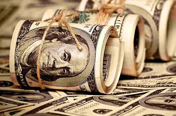 Долар подешевшав на відкритті міжбанку Долар подешевшав на відкритті міжбанку