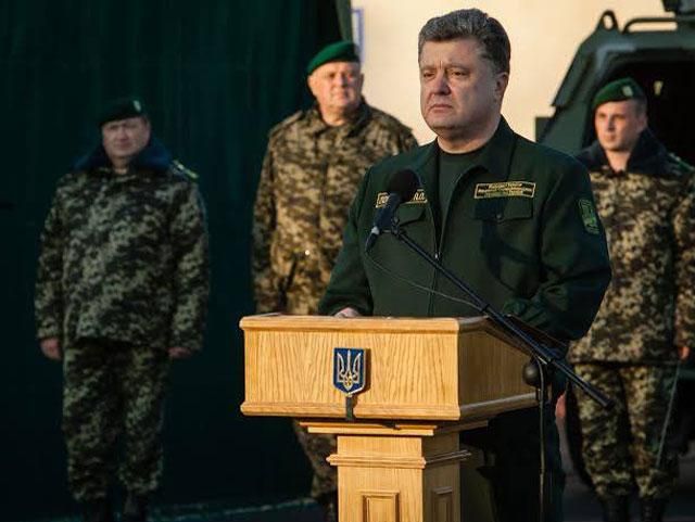 Порошенко приїхав в околиці Донецька (Фото) Порошенко приїхав в околиці Донецька (Фото)