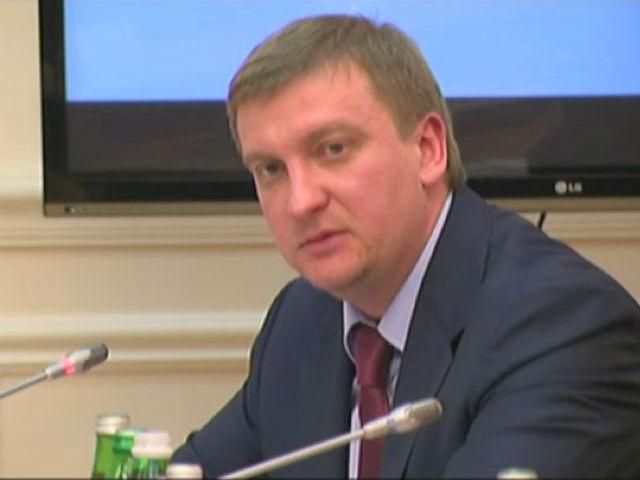 Бывшие комсомольцы больше не будут занимать руководящие должности госаппарата, — Петренко Бывшие комсомольцы больше не будут занимать руководящие должности госаппарата, — Петренко