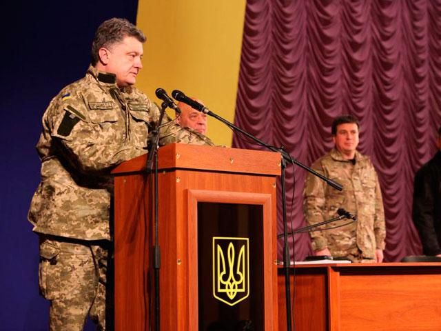 Порошенко заявив, що наступний тиждень буде визначальним для Донбасу