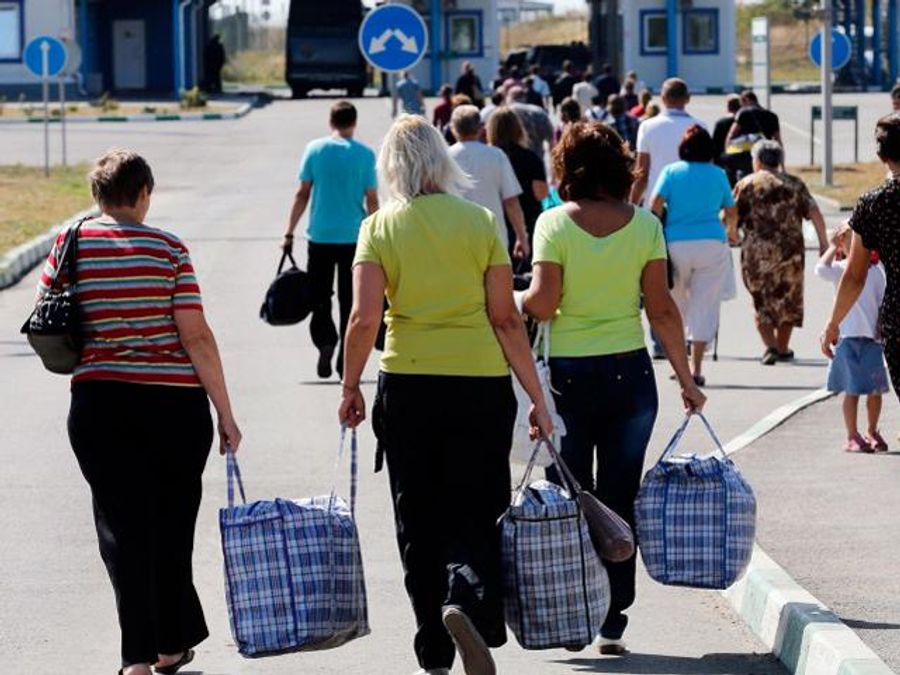 РФ упростила процедуру получения статуса переселенцев для граждан Украины