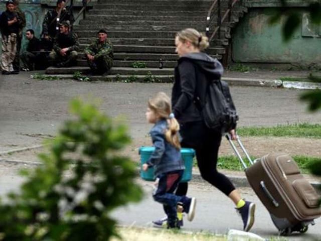 В ООН звітують про понад 800 тис переселенців з Донбасу В ООН звітують про понад 800 тис переселенців з Донбасу