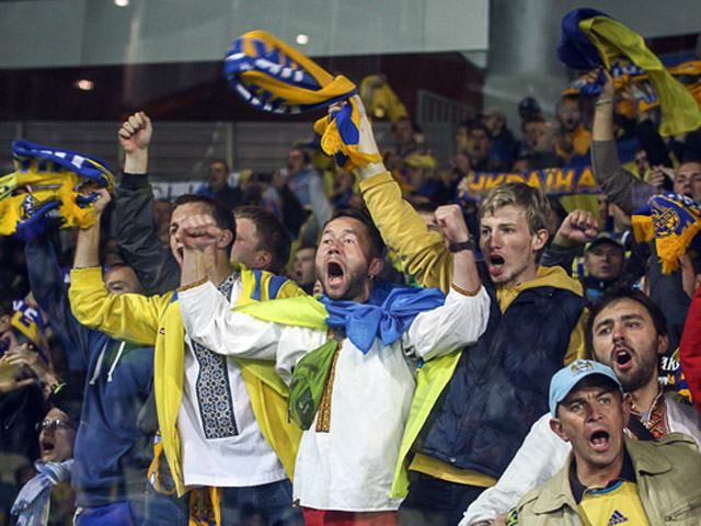 Усі українські вболівальники, затримані у Білорусі, вже звільнені, — МЗС