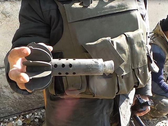 Минулої доби бойовики обстрілювали позиції сил АТО із "Градів" і мінометів Минулої доби бойовики обстрілювали позиції сил АТО із "Градів" і мінометів