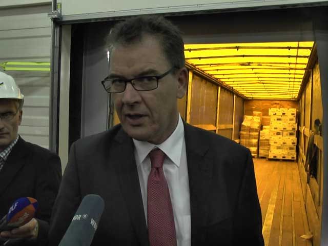 Возле Киева разместили 112 грузовиков с немецкой гуманитарной помощью
