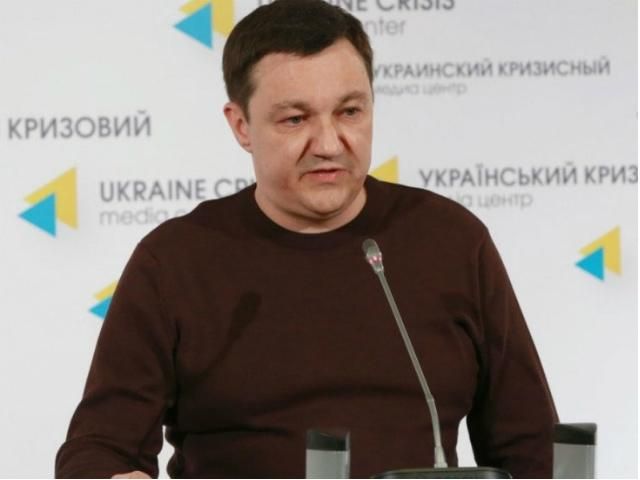 У Свердловську, Ровеньках та Антрациті російські "казаки" вирішили створити "КНР" У Свердловську, Ровеньках та Антрациті російські "казаки" вирішили створити "КНР"