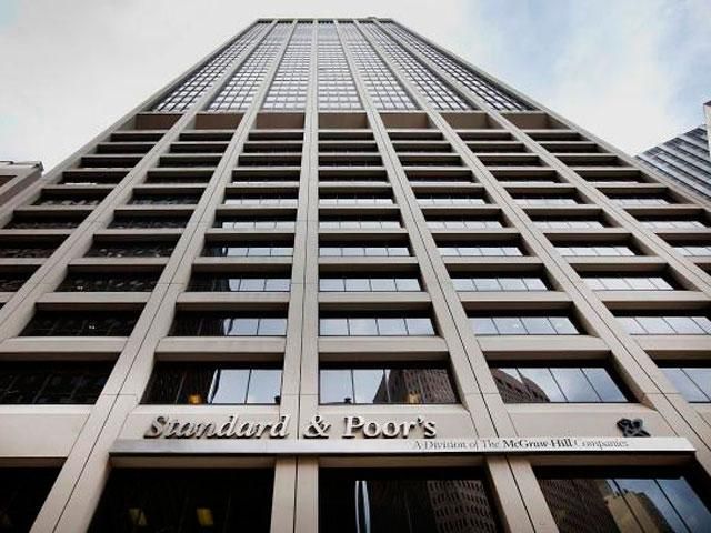 S&P повысил рейтинг Киева с "СС" до "ССС" S&P повысил рейтинг Киева с "СС" до "ССС"