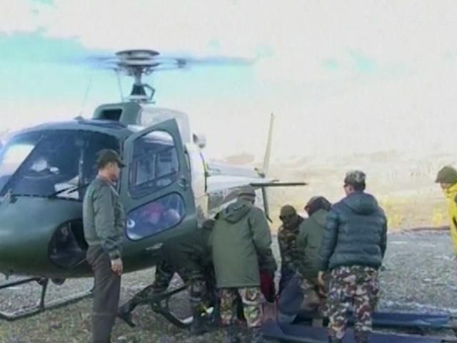 У Гімалаях внаслідок сніжної бурі загинула щонайменше 21 людина У Гімалаях внаслідок сніжної бурі загинула щонайменше 21 людина