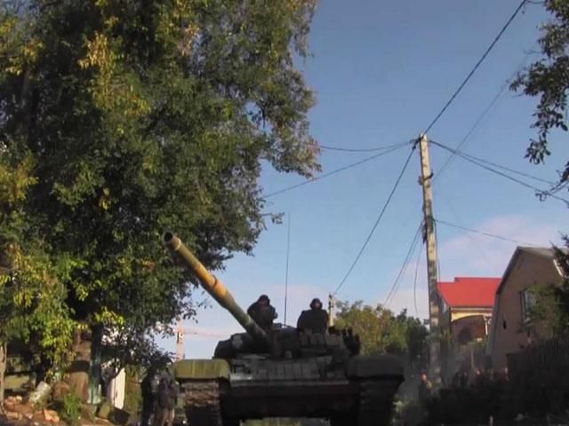 Родини російських військових шукають своїх близьких в Україні Родини російських військових шукають своїх близьких в Україні