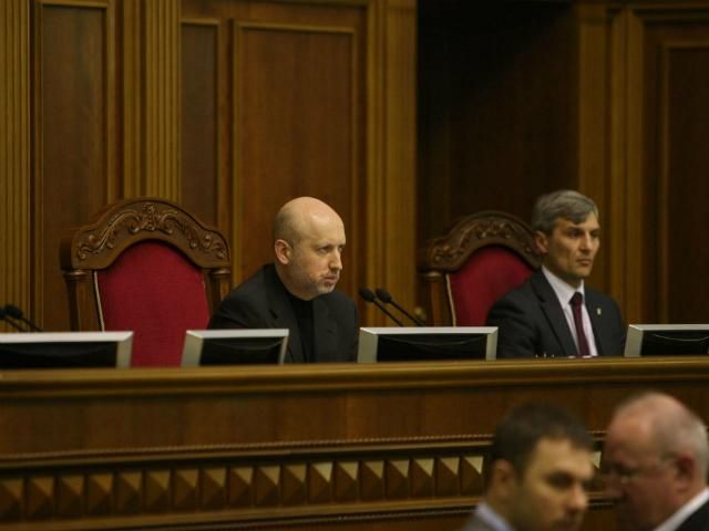 У понеділок Рада розгляне виборчі закони У понеділок Рада розгляне виборчі закони