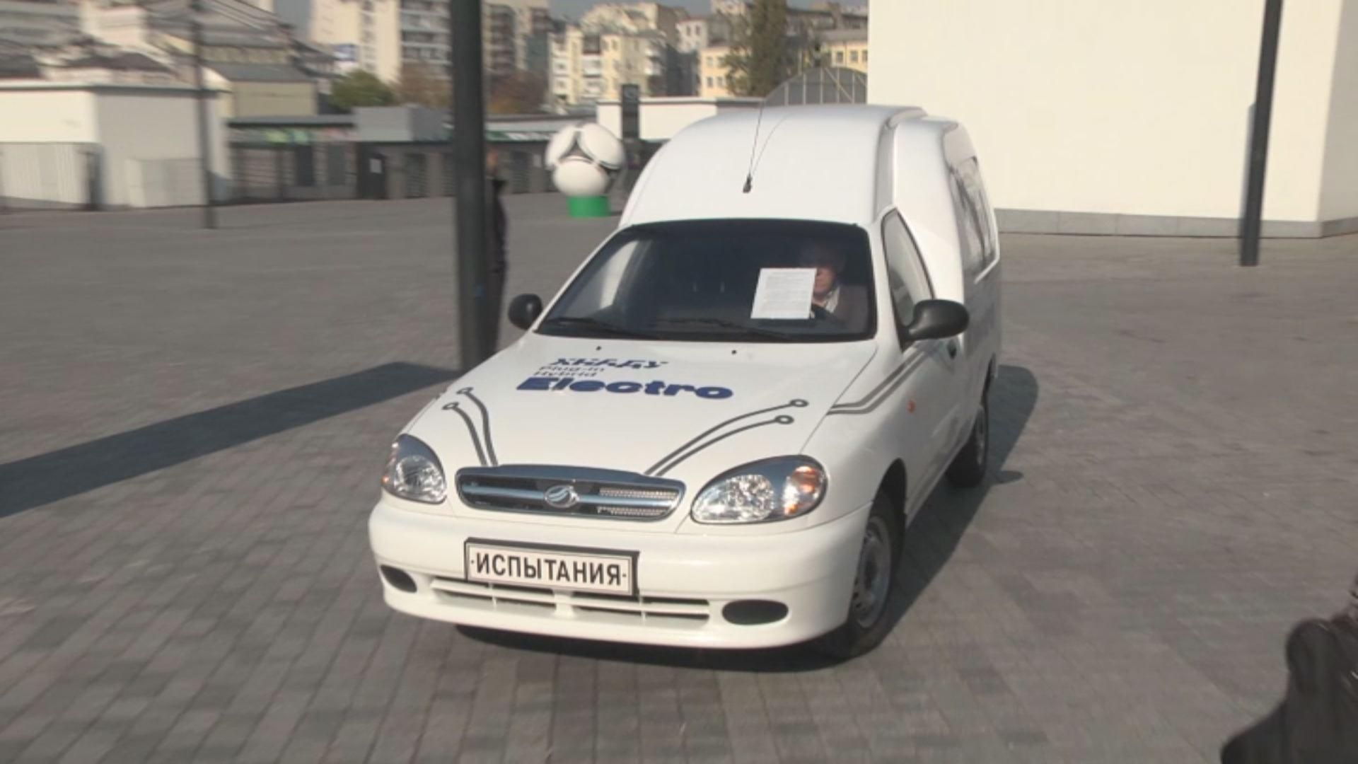 Українські конструктори створили гібридне авто та шукають інвесторів Українські конструктори створили гібридне авто та шукають інвесторів