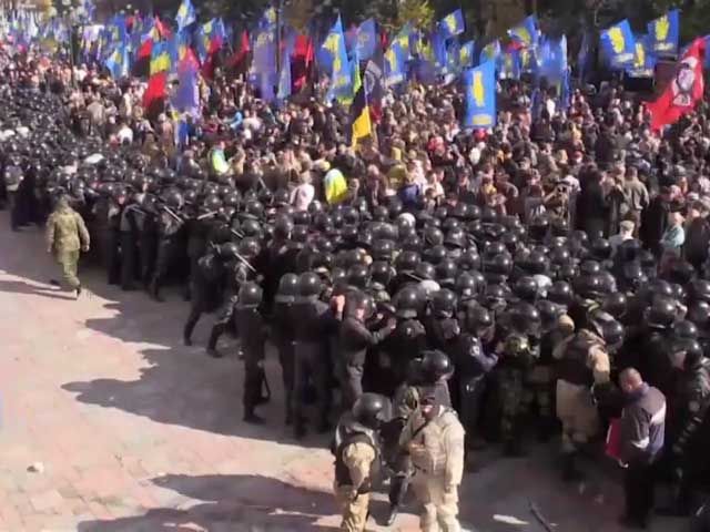 "Ми разом": Як відрізнити протест від провокації "Ми разом": Як відрізнити протест від провокації