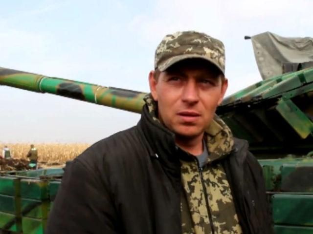 Украинские танкисты ремонтируют свою боевую технику (Видео)