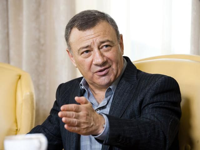 "Роснєфть" і Ротенберг подали до суду на Євросоюз через санкції "Роснєфть" і Ротенберг подали до суду на Євросоюз через санкції