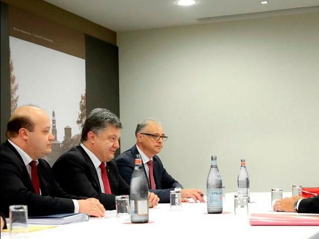 Я не надто оптимістичний, — Порошенко після переговорів з Путіним Я не надто оптимістичний, — Порошенко після переговорів з Путіним