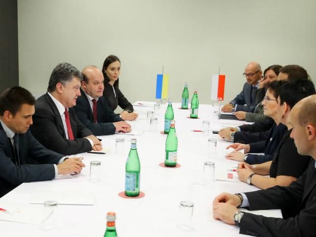 Порошенко обсудил с премьером Польши развитие партнерства