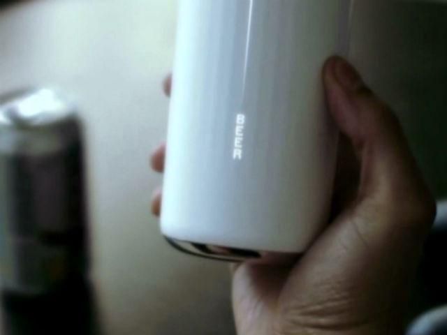 Здорове життя. "Розумна" чашка, яка розпізнає що в неї налили Здорове життя. "Розумна" чашка, яка розпізнає що в неї налили