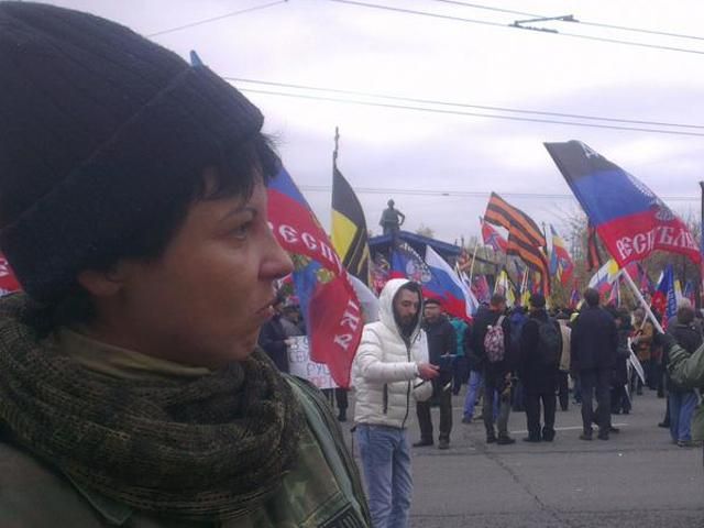 В Москве митинг "Битва за Донбасс" собрал 200 человек (Фото) В Москве митинг "Битва за Донбасс" собрал 200 человек (Фото)