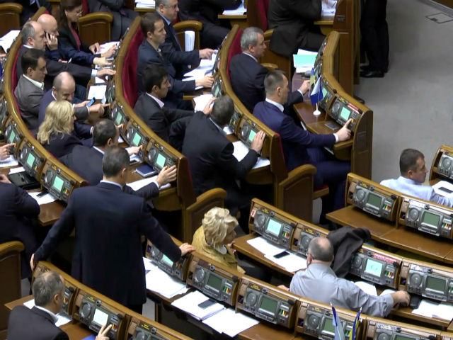 Плідно попрацювали. Цього тижня Рада наухвалювала низку важливих законів Плідно попрацювали. Цього тижня Рада наухвалювала низку важливих законів