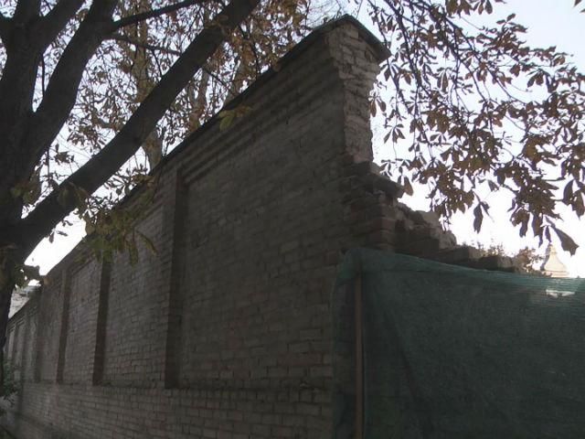 Стена, которая упала возле "Софии Киевской", не является историческим памятником