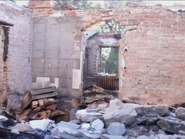 Террористы почти ежедневно обстреливают Пески (Видео) Террористы почти ежедневно обстреливают Пески (Видео)